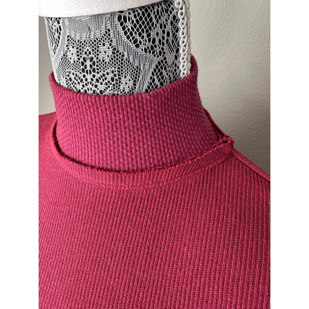 FREE PEOPLE Long Sleeve Mock Neck Studded Sleeve Red Thermal Top Tee Size XS - Picture 4 of 7